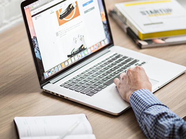 Laptop drupal websites