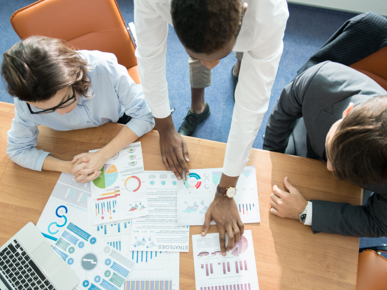Revenue Operations Team Structure: Build It Right | O8