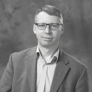 Tom Headrick headshot