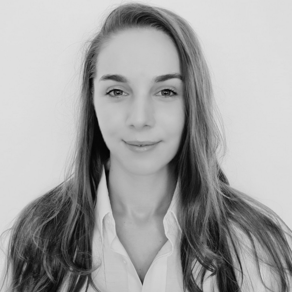 Melisa Headshot - BW